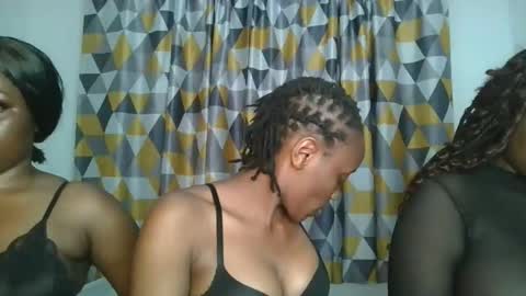 naughty_ellaa online show from 10-08-25, 06:49