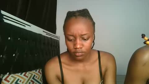 naughty_ellaa online show from 10-12-25, 05:34