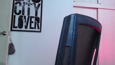 Em  please help me reach 100 thumbs up 3 online show from 10-08-25, 04:10