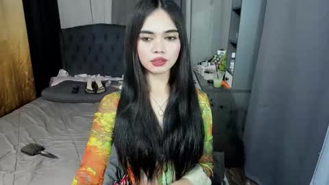 emma online show from 04-26-26, 03:48