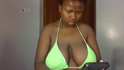 naughty_jazmine online show from 09-29-25, 04:28