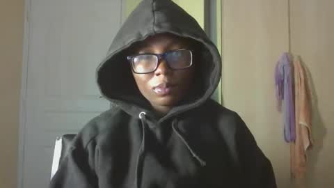 naughty_jazmine online show from 10-08-25, 06:27