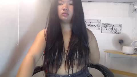 Snapshot of naughty_kate18 chatting on 03-09-25, 07:48 KATE online show from 03-09-25, 07:48