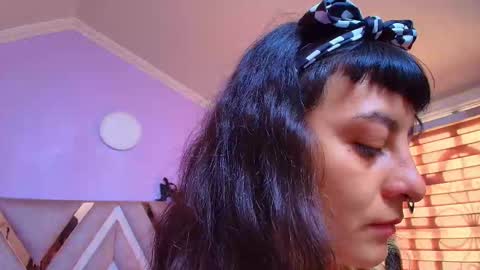 Snapshot of naughty_kittenm chatting on 10-09-25, 11:30 Kitten online show from 10-09-25, 11:30