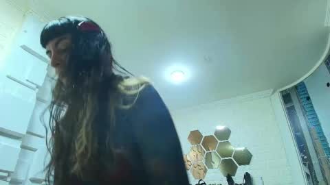 Snapshot of naughty_kittenm chatting on 11-26-25, 11:00 Kitten online show from 11-26-25, 11:00