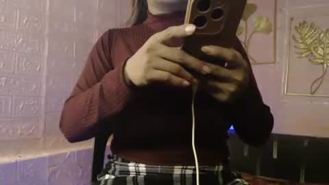 naughty_lorien143 online show from 03-24-26, 07:19