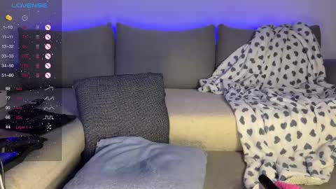 Snapshot of naughty_mari chatting on 02-18-25, 12:39 Naughty Mari online show from 02-18-25, 12:39