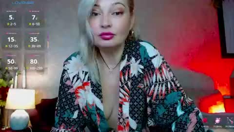 Snapshot of naughty_milena chatting on 06-10-26, 07:24 Milena online show from 06-10-26, 07:24