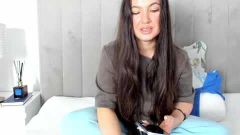 Snapshot of naughty_princesse chatting on 05-21-26, 07:59 Elena online show from 05-21-26, 07:59