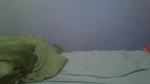 Snapshot of naughty_slender2 chatting on 05-18-26, 04:13 jn online show from 05-18-26, 04:13