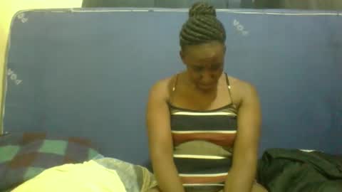Snapshot of naughty_slender2 chatting on 05-20-26, 06:41 jn online show from 05-20-26, 06:41