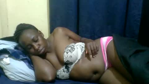 Snapshot of naughty_slender2 chatting on 05-23-26, 02:06 jn online show from 05-23-26, 02:06