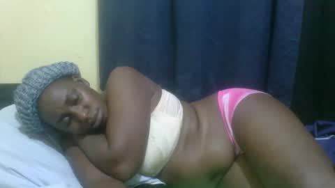 Snapshot of naughty_slender2 chatting on 05-30-26, 07:55 jn online show from 05-30-26, 07:55