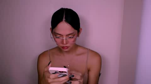 NaughtyAurora online show from 05-07-26, 09:58