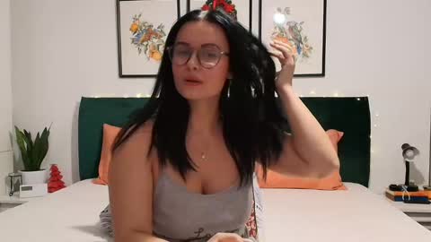 NaughtyBrunetteXXX online show from 12-01-24, 04:40