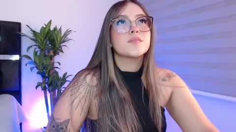 LANAindependent model online show from 12-06-24, 06:04