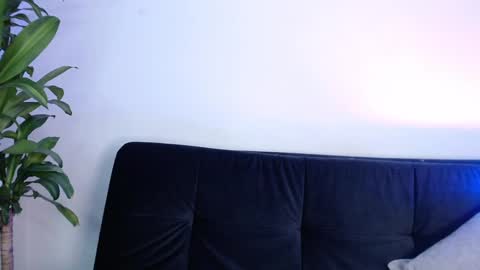 LANAindependent model online show from 01-29-25, 04:15