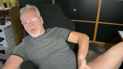 naughtydaddyla online show from 09-27-25, 11:10