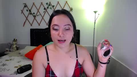 Valeria  online show from 10-19-25, 03:56