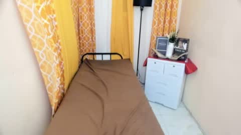 Snapshot of naughtyjanela chatting on 04-20-26, 12:30 naughtyjanela online show from 04-20-26, 12:30