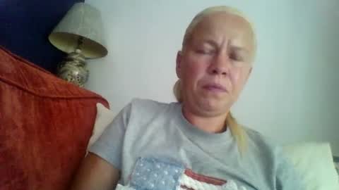 Snapshot of naughtyjennyblondeuk chatting on 07-20-26, 06:43 naughtyjennyblondeuk online show from 07-20-26, 06:43