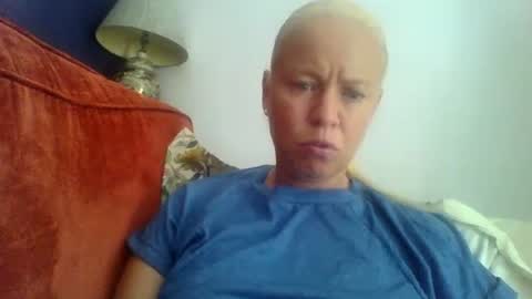 Snapshot of naughtyjennyblondeuk chatting on 07-26-26, 02:02 naughtyjennyblondeuk online show from 07-26-26, 02:02