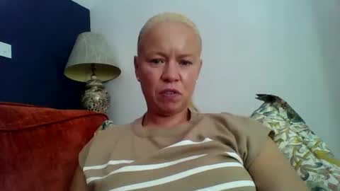Snapshot of naughtyjennyblondeuk chatting on 07-28-26, 02:24 naughtyjennyblondeuk online show from 07-28-26, 02:24
