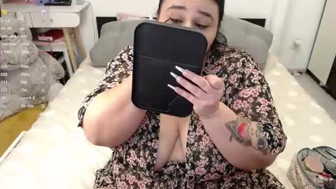 Snapshot of naughtykiss22 chatting on 01-26-25, 12:22 Chris online show from 01-26-25, 12:22