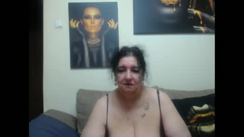 Snapshot of naughtykorin chatting on 06-15-26, 07:16 korin online show from 06-15-26, 07:16