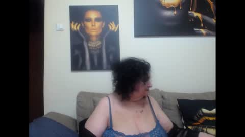 Snapshot of naughtykorin chatting on 06-18-26, 05:28 korin online show from 06-18-26, 05:28