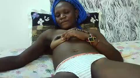 Snapshot of naughtylisah chatting on 10-16-25, 06:53 naughtylisah online show from 10-16-25, 06:53