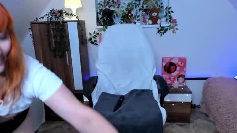 Milana - on air every day except Wednesday from 9 pm to 4 am European time online show from 02-04-25, 12:40