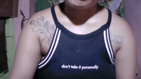 Snapshot of naughtymom_33 chatting on 06-13-26, 05:27 naughtymom_33 online show from 06-13-26, 05:27