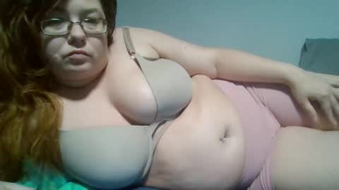 Snapshot of naughtynatalie1988x chatting on 10-02-25, 10:17 Natalie online show from 10-02-25, 10:17