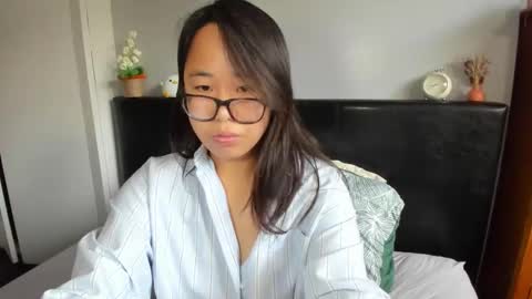 Gigi Chu  online show from 02-09-26, 02:43