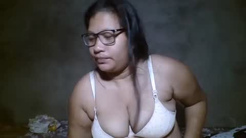 Snapshot of naughtypinay08 chatting on 03-16-26, 06:12 juls online show from 03-16-26, 06:12