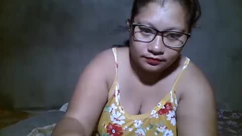 Snapshot of naughtypinay08 chatting on 04-10-26, 06:12 juls online show from 04-10-26, 06:12
