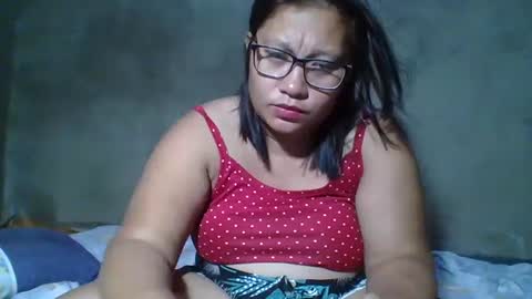 Snapshot of naughtypinay08 chatting on 04-24-26, 02:08 juls online show from 04-24-26, 02:08