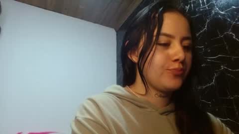 Snapshot of naughtyplayass chatting on 05-29-26, 04:05 naughtyplayass online show from 05-29-26, 04:05