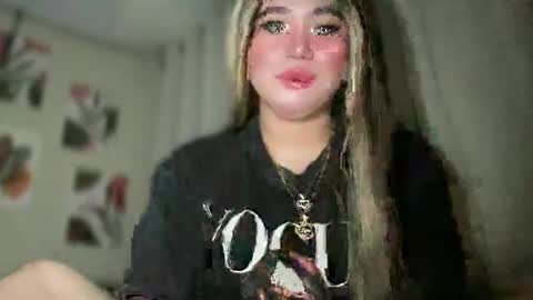 Rose Wilson online show from 12-21-24, 05:14