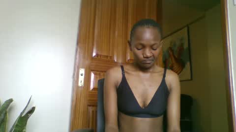 Snapshot of naughtyruby12 chatting on 09-19-25, 11:55 shyreen online show from 09-19-25, 11:55