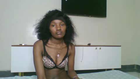 Snapshot of naughtyruby12 chatting on 10-07-25, 01:41 shyreen online show from 10-07-25, 01:41
