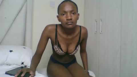 Snapshot of naughtyruby12 chatting on 10-12-25, 03:05 shyreen online show from 10-12-25, 03:05