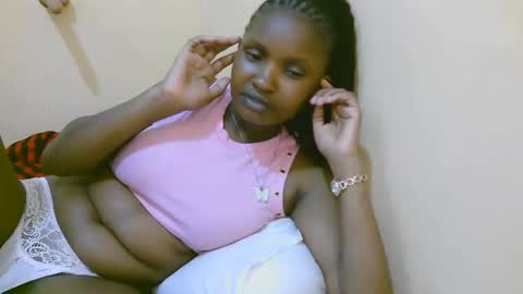 naughtyqueen online show from 10-19-25, 12:06