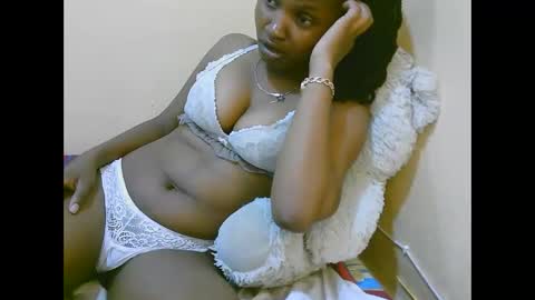 naughtyqueen online show from 10-25-25, 01:24