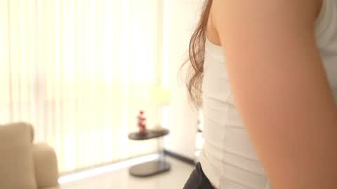Snapshot of naughtysammx chatting on 02-05-25, 05:53 Naughty Samm online show from 02-05-25, 05:53