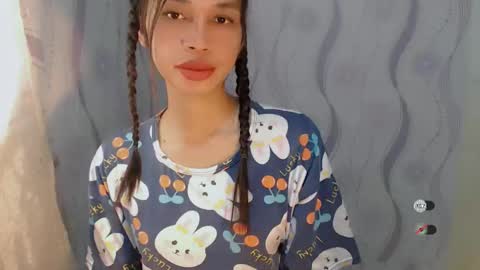 Celine online show from 04-06-26, 04:46