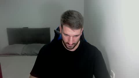 Snapshot of naugthy18boy chatting on 02-14-25, 01:40 Nico online show from 02-14-25, 01:40