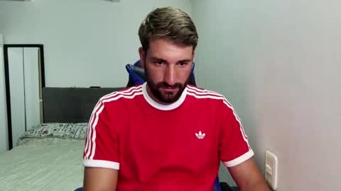 Snapshot of naugthy18boy chatting on 02-11-26, 09:31 Nico online show from 02-11-26, 09:31