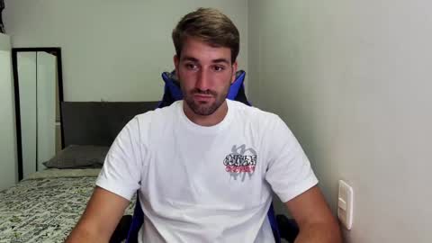 Snapshot of naugthy18boy chatting on 03-18-26, 07:39 Nico online show from 03-18-26, 07:39